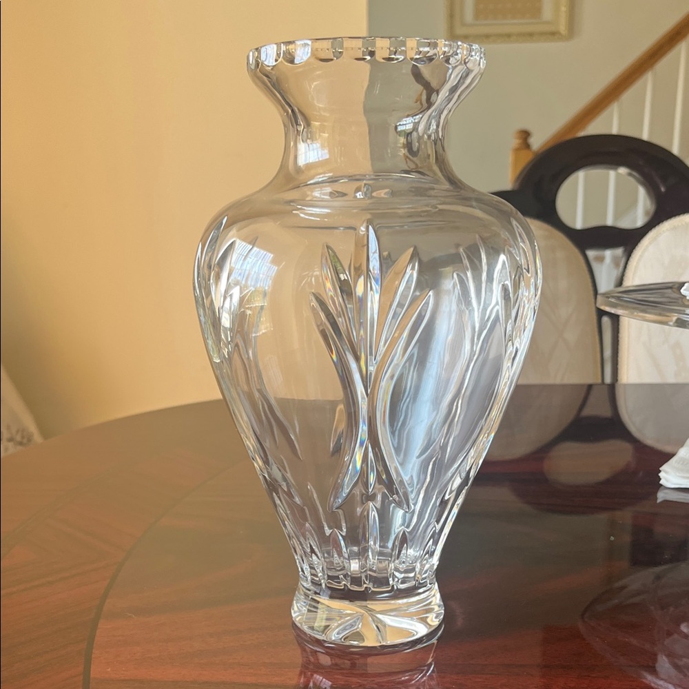 Elegant Crystal Vase